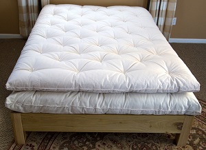 Wool mattress topper