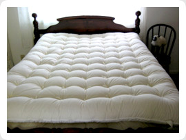 Wool mattress topper